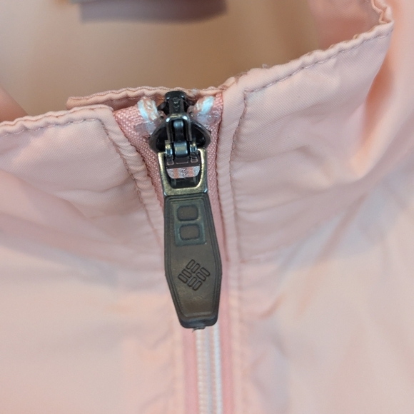 Columbia XL Light Peach Windbreaker In Pristine Condition Very Lightweight - Picture 8 of 14